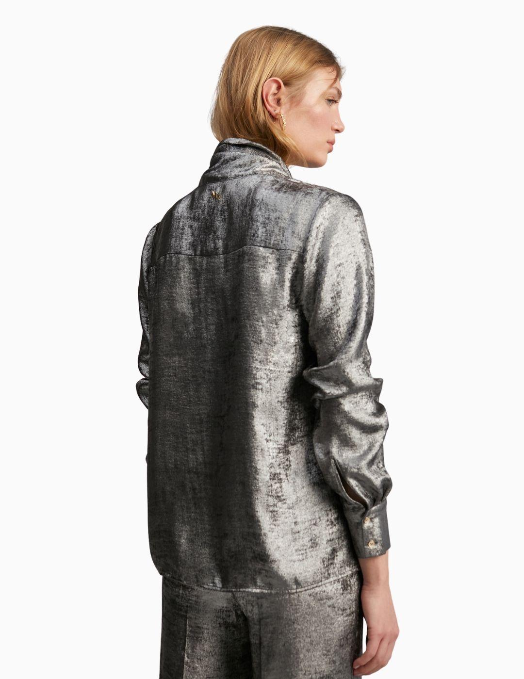 Blusa LOLA CASADEMUNT BY MAITE laminada lazada 