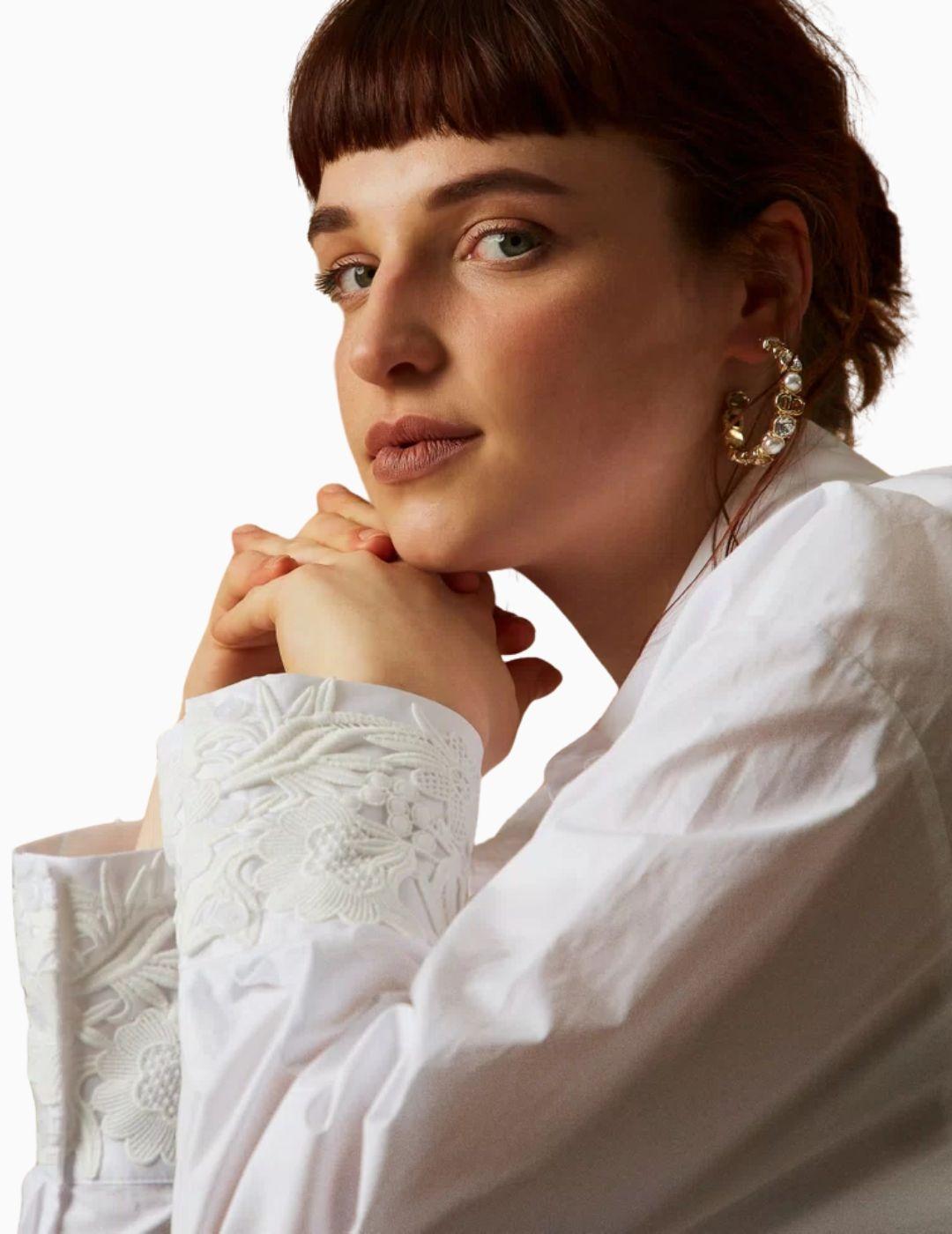 Camisa TWINSET oversize de popelina con encaje 