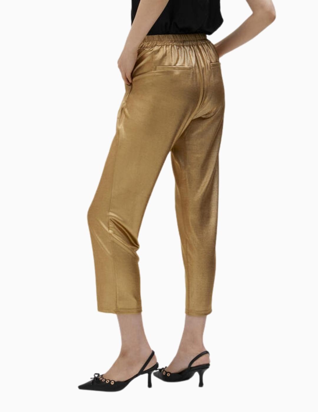 PANTALÓN LOLA CASADEMUNT JOGGER LAMINADO DORADO
