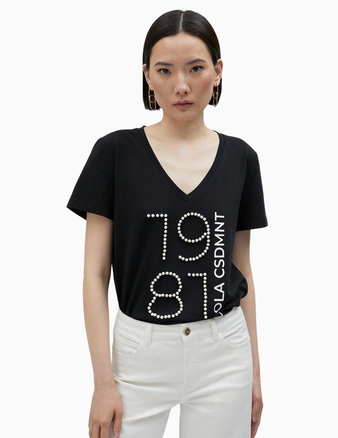 CAMISETA LOLA CASADEMUNT PIEDRAS 1981 NEGRA