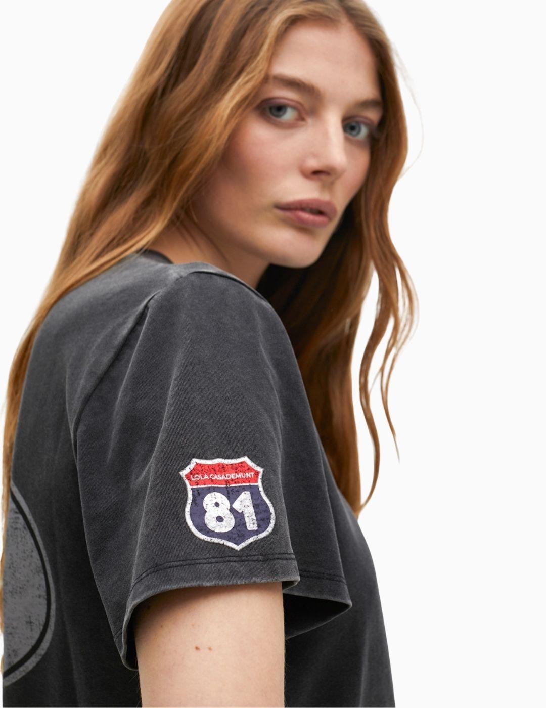 CAMISETA  LOLA CSDM  MANGA CORTA PARCHES