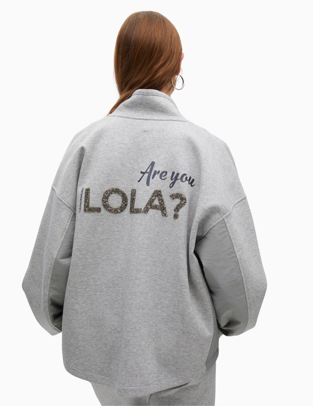 SUDADERA LOLA CSDM DETALLES LATERAL Y ESPALDA GRIS