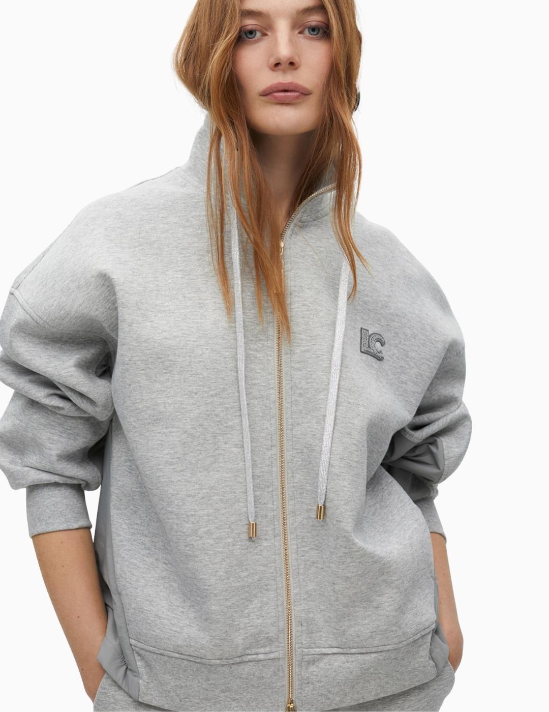 SUDADERA LOLA CSDM DETALLES LATERAL Y ESPALDA GRIS