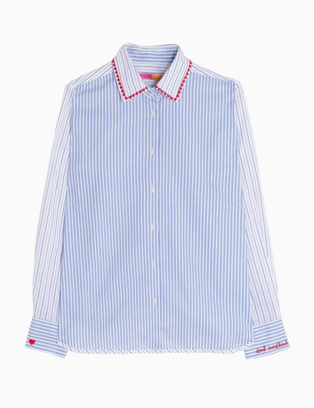 CAMISA VILAGALLO RAYAS CELESTE BORDADO CORAZONES 