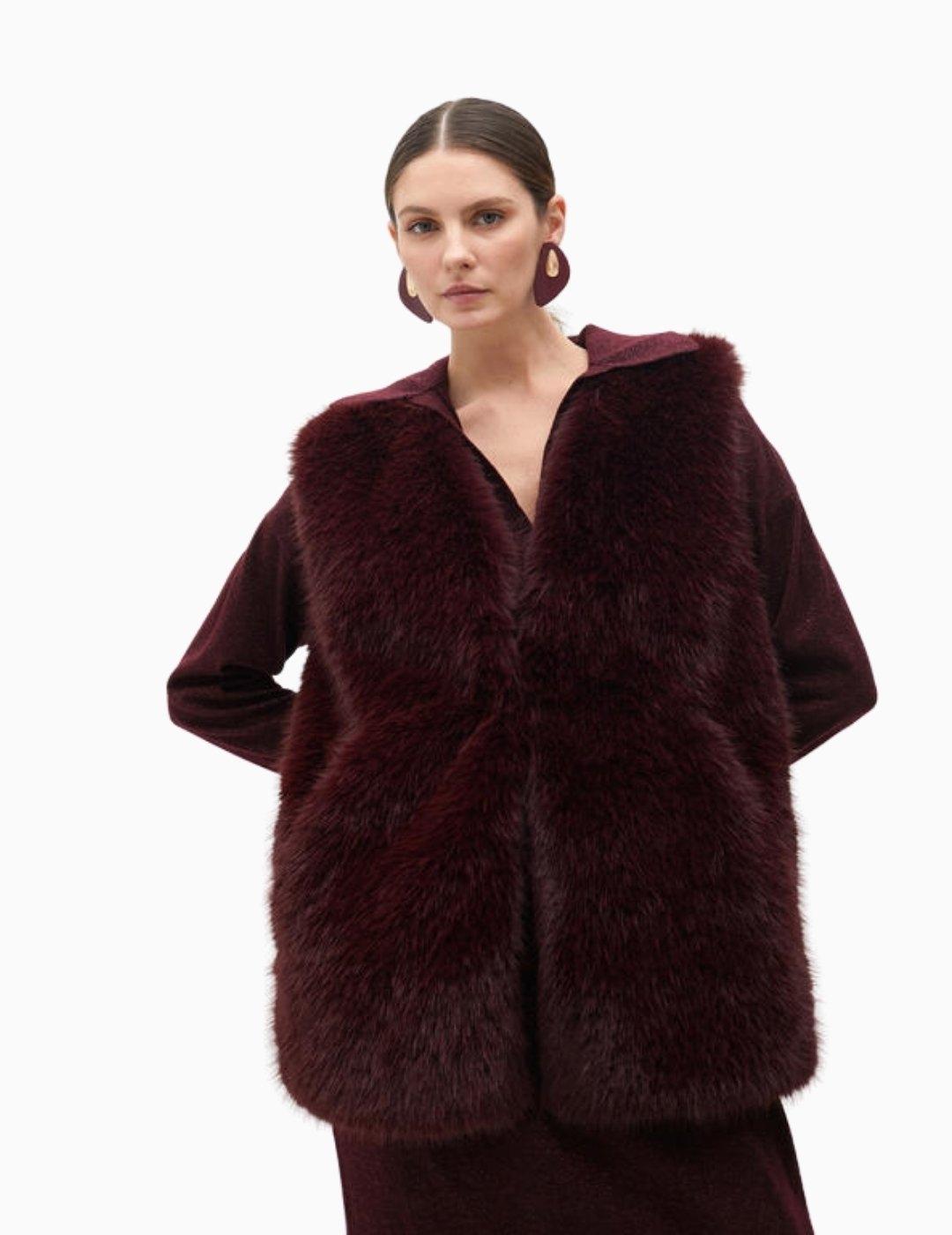 CHALECO LOLA CSDM BY MAITE PELO FORRO LOGOTIPADO