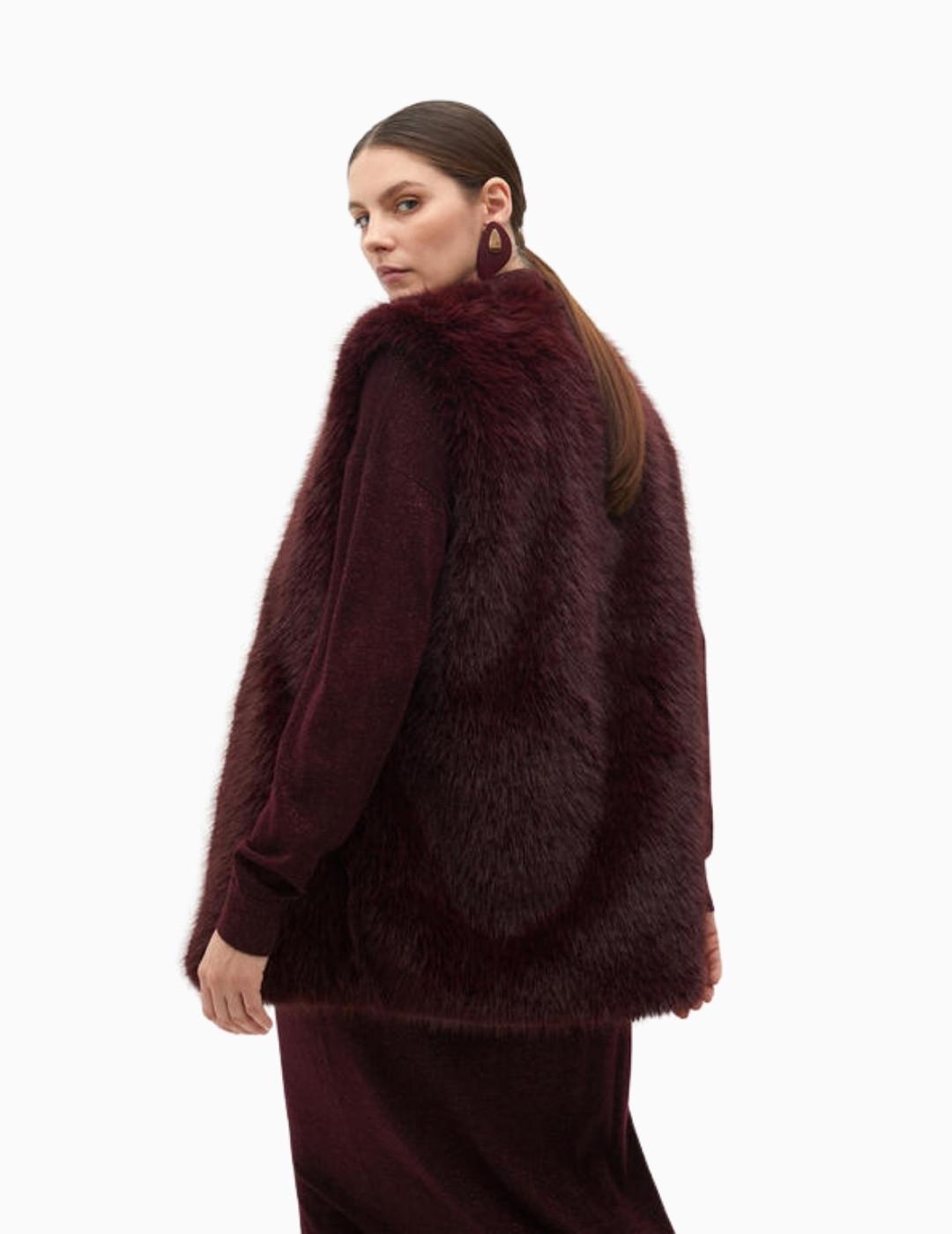 CHALECO LOLA CSDM BY MAITE PELO FORRO LOGOTIPADO