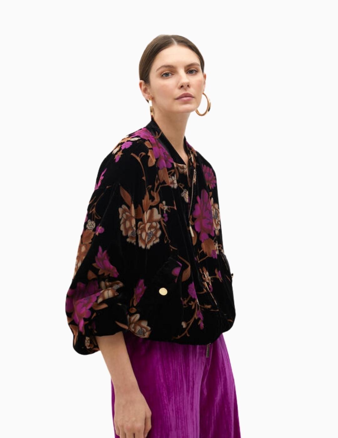 BOMBER LOLA CSDM BY MAITE DEVORÉ VELVET NEGRA