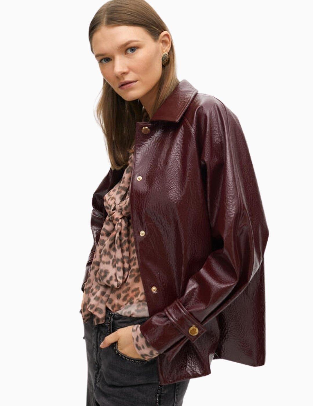 CHAQUETA LOLA CSDM BY MAITE EFECTO CHAROL BURDEOS