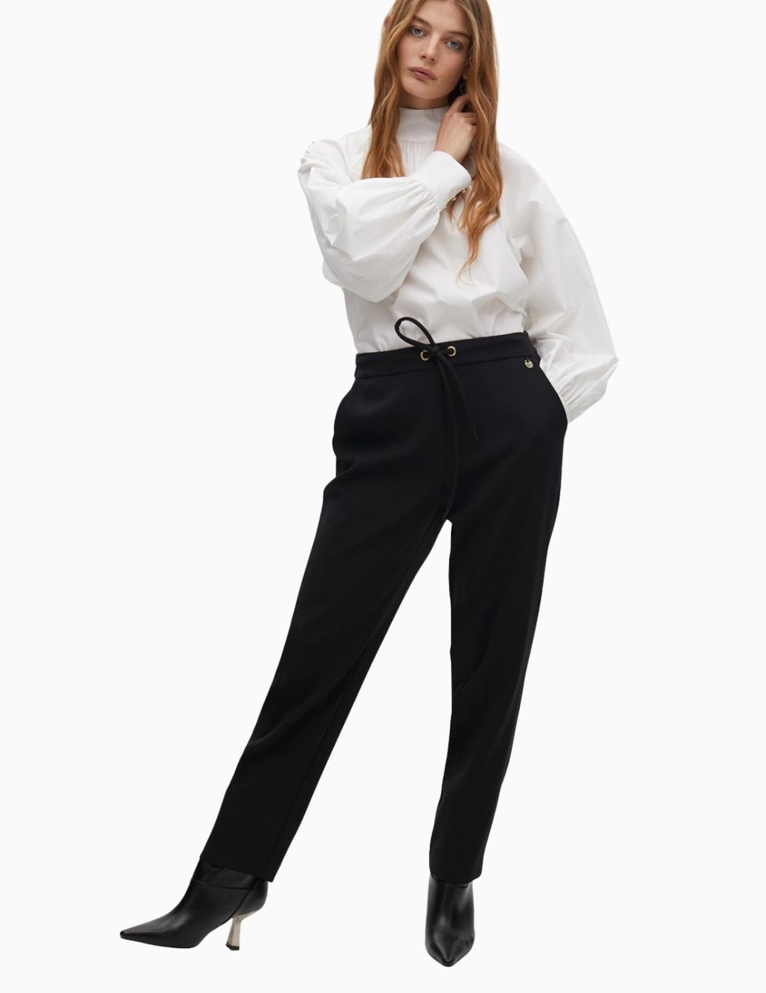 PANTALÓN LOLA CSDM JOGGER DETALLE CORDÓN NEGRO