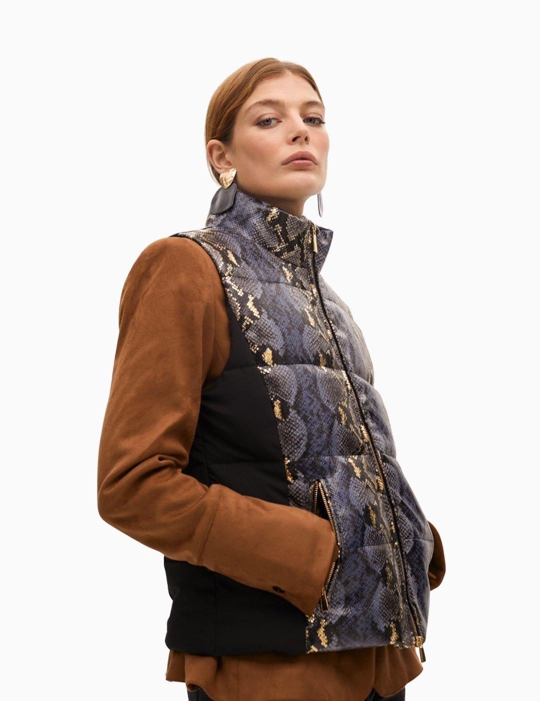 CHALECO LOLA CSDM ACOLCHADO SNAKE NEGRO