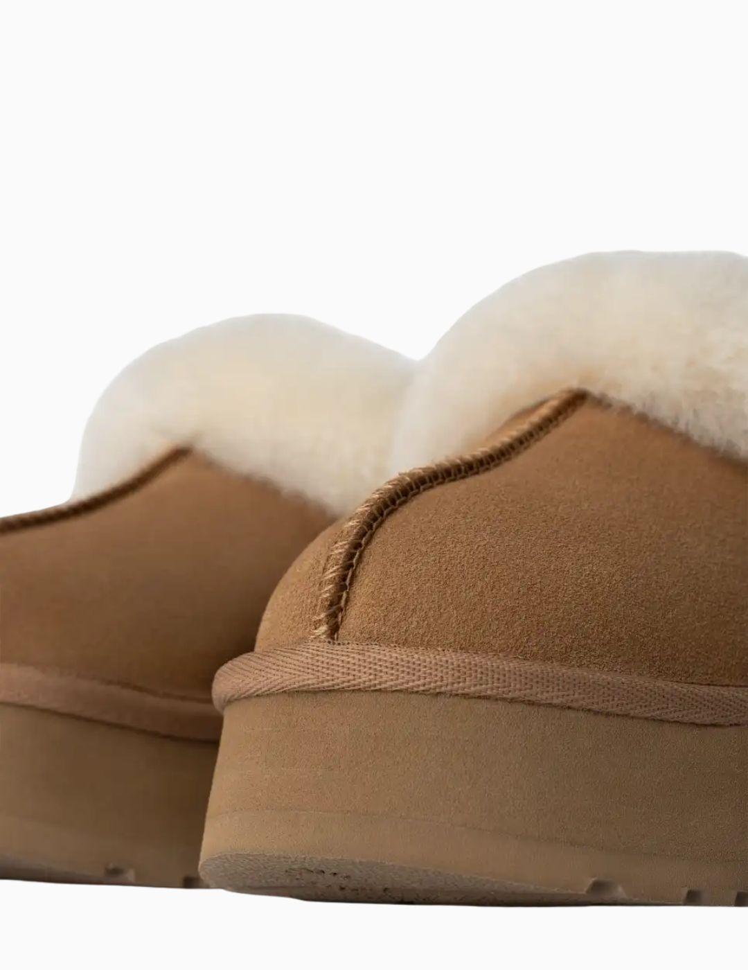 ZUECOS UGG FUNKETTE CHESTNUT