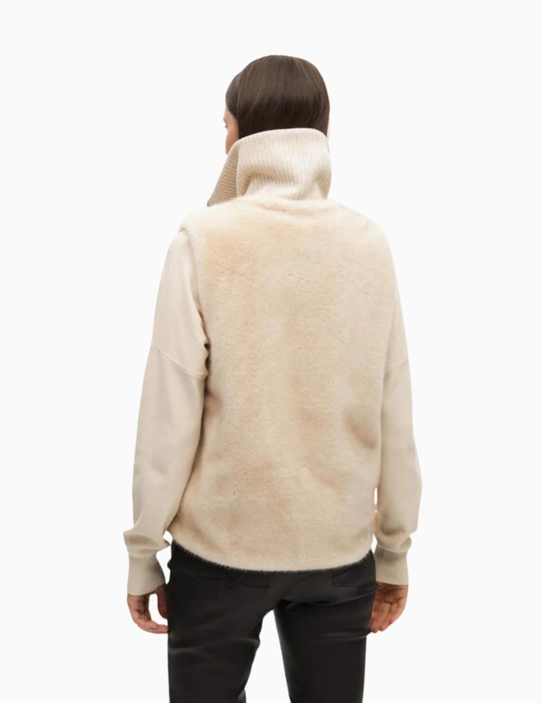 CHALECO LOLA CSDM PELO CORTO CREMALLERA CRUDO