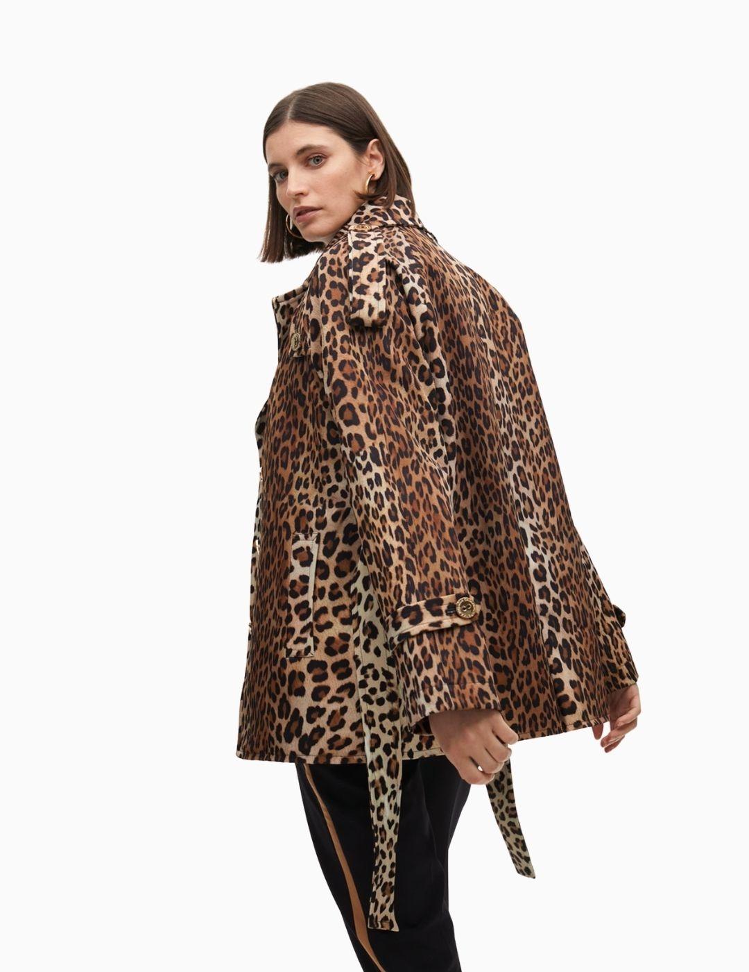CHAQUETA  LOLA CSDM ANIMAL PRINT CINTURÓN
