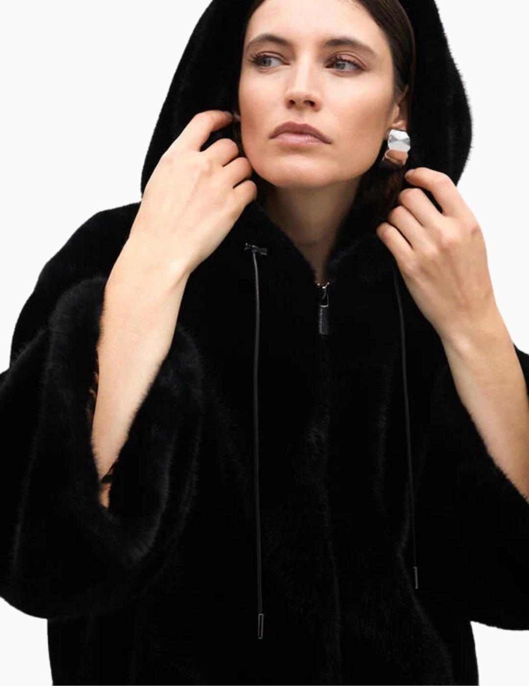 ABRIGO LOLA CSDM PELO CAPUCHA NEGRO