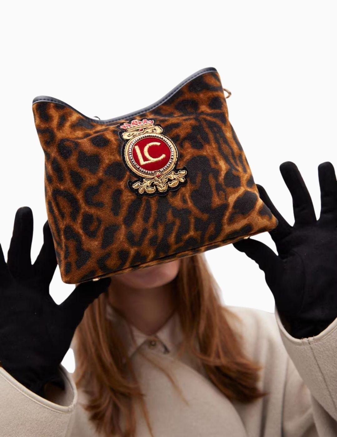 BOLSO LOLA CSDM TEJIDO ANIMAL PRINT PARCHE ESCUDO
