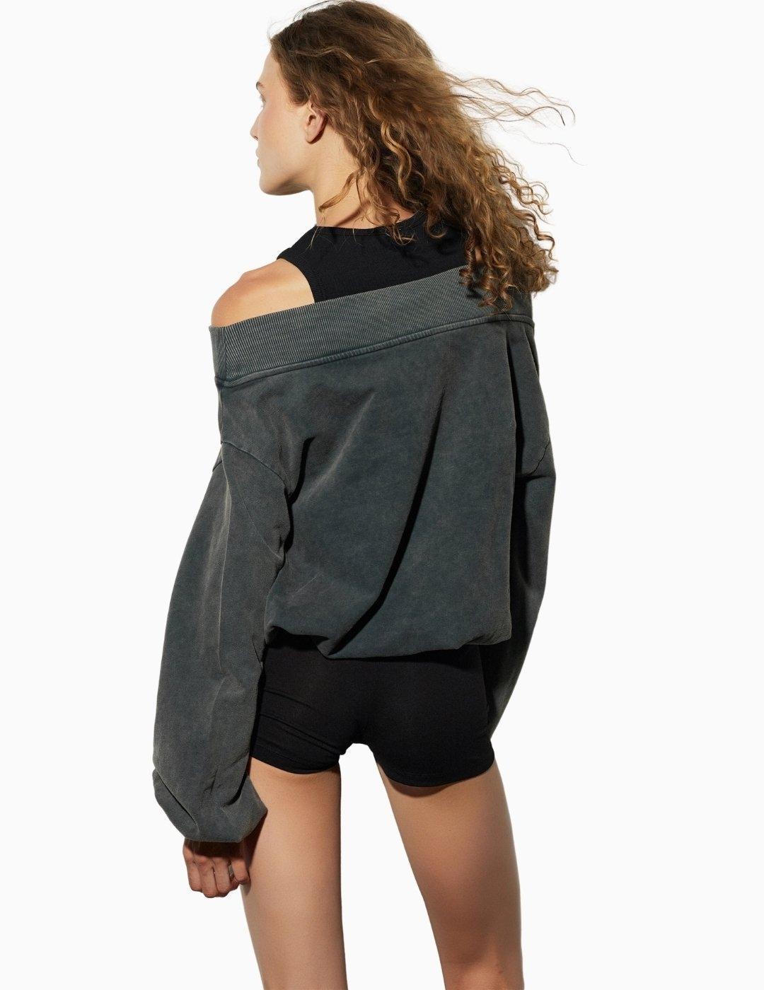 SUDADERA BSB DOBLE CON PEDRERÍA CARBÓN