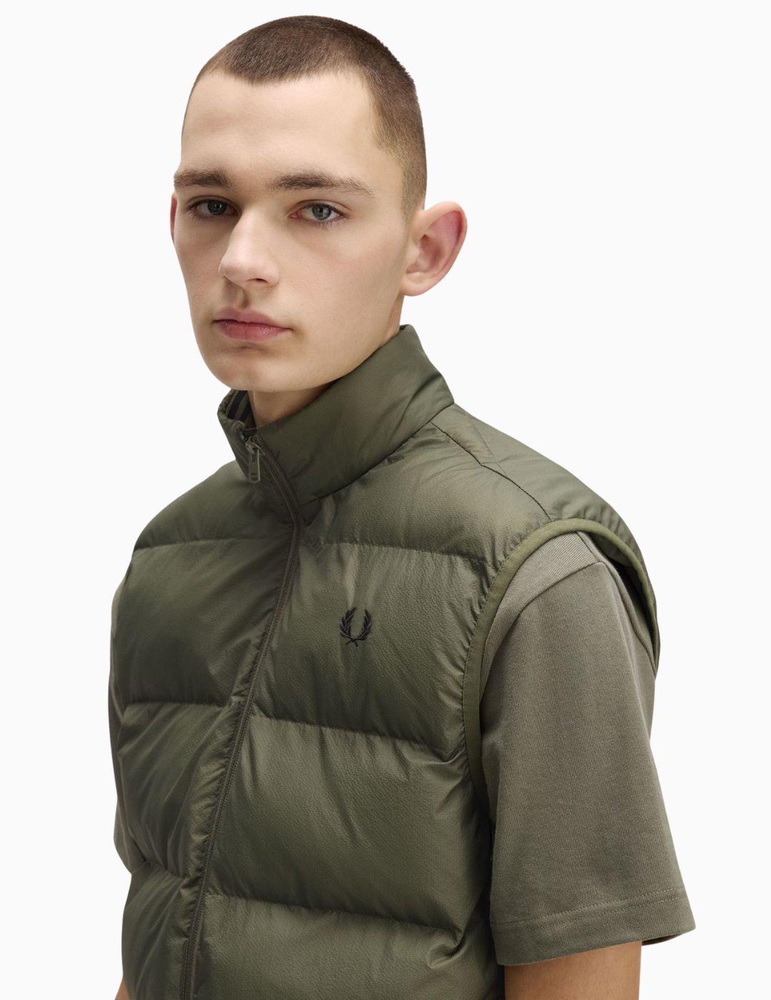 CHALECO FRED PERRY AISLANTE