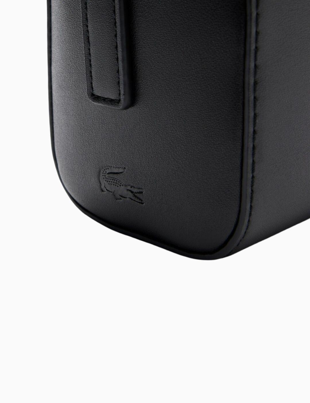 BOLSO LACOSTE CUADRADO BANDOLERA NEGRO